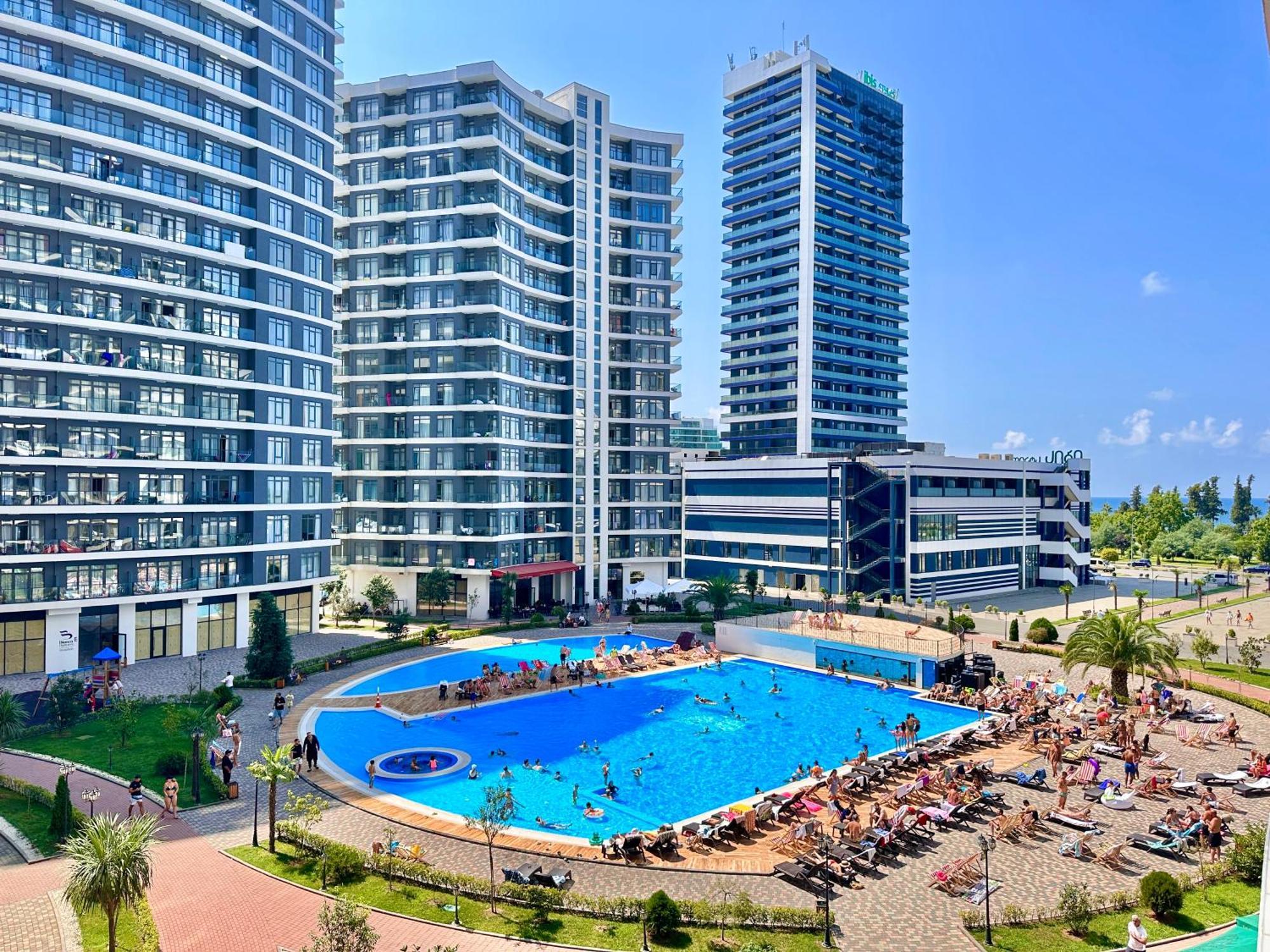 Batumi Boulevard Resort Экстерьер фото