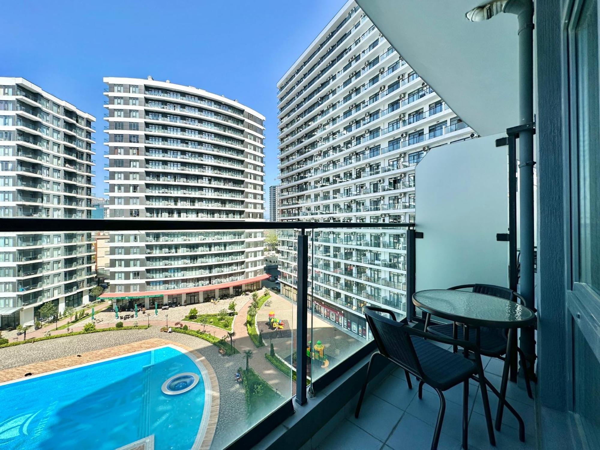 Batumi Boulevard Resort Экстерьер фото