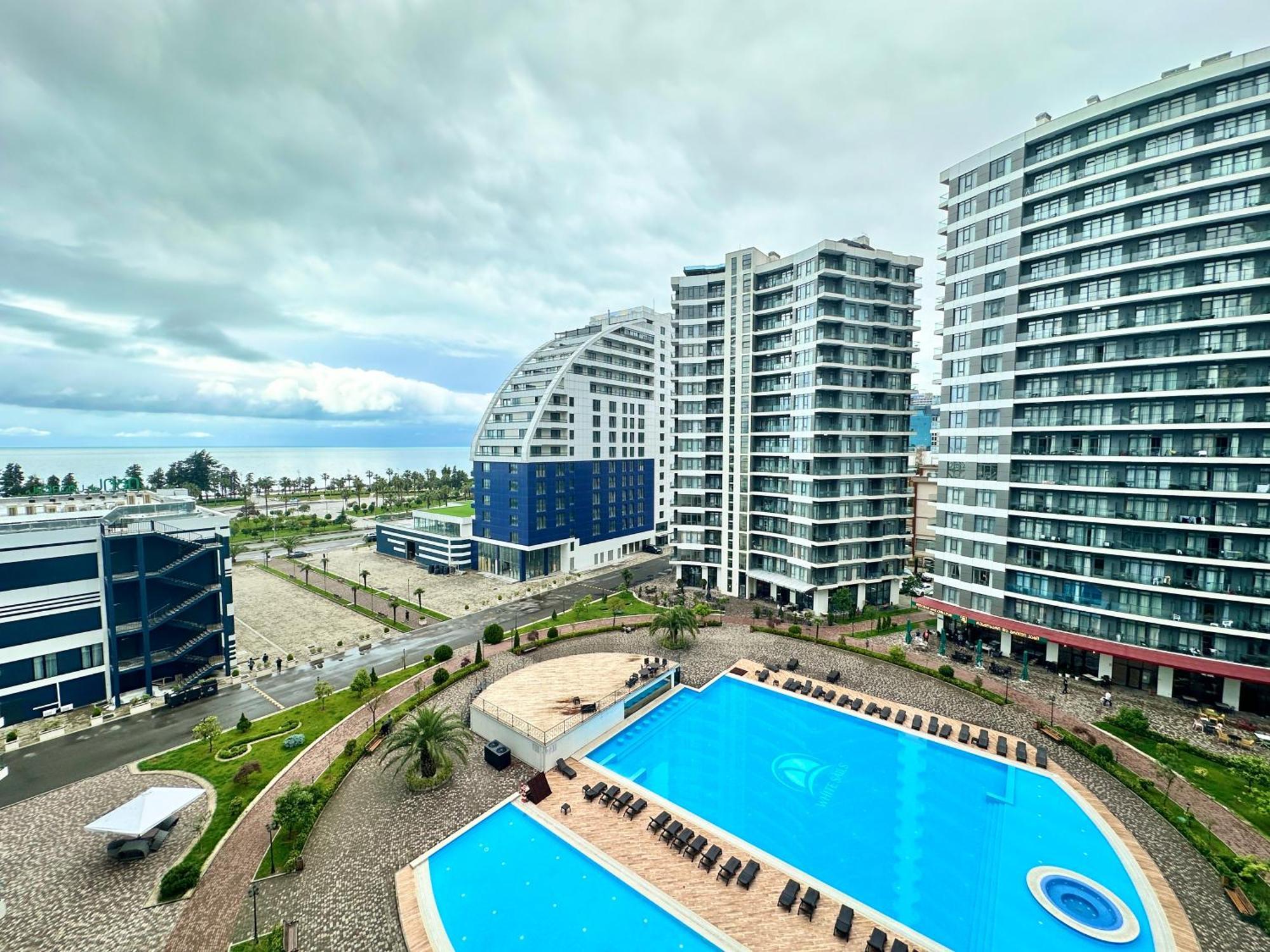 Batumi Boulevard Resort Экстерьер фото